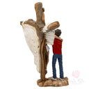 Scultura Gesù Abbraccia San Carlo Acutis 32cm Maestro Cassetta Resina Marmo